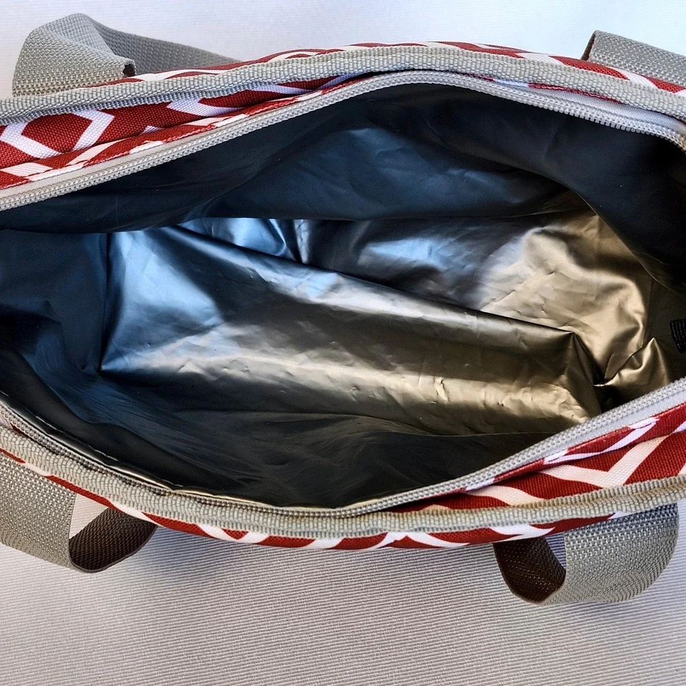 Iowa‎ State Cyclones Lunch Tote Bag Maroon White Diamond Pattern Insulated Zip